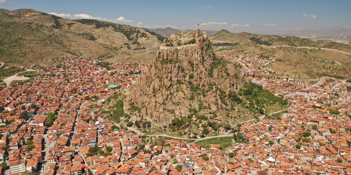 Afyonkarahisar’da Gezilecek Tarihi Yerler Hakkında Bilgiler