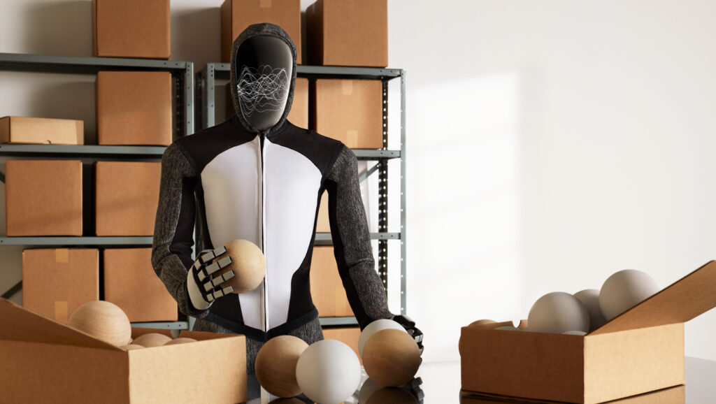 robot-neo-elinde-top-tutuyor