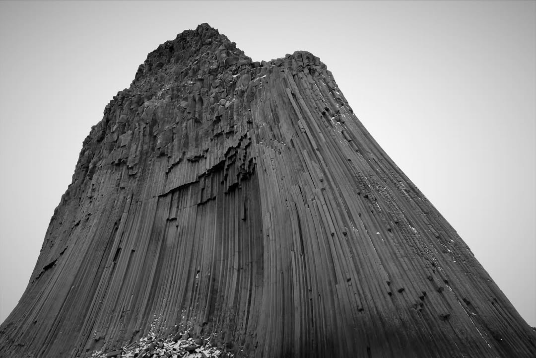 Edinburgh Hill: Güney Shetland Adaları’nda 3 Milyon Yıllık Volkanik Başyapıt